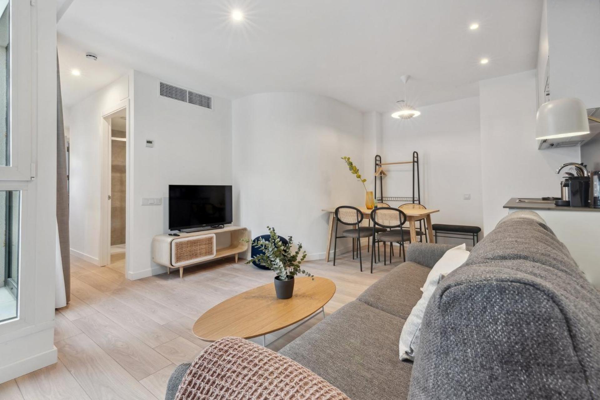 Limehome Valencia Carrer Del Pare Palau I Quer Exterior foto