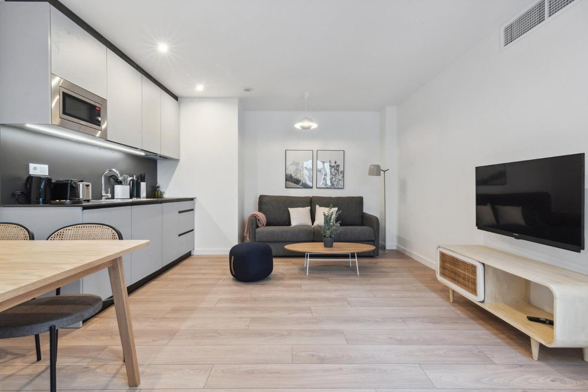 Limehome Valencia Carrer Del Pare Palau I Quer Cameră foto
