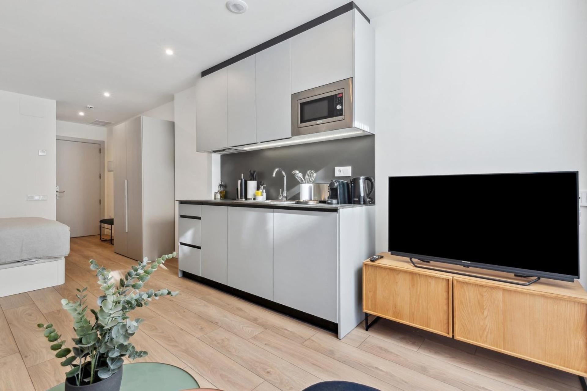 Limehome Valencia Carrer Del Pare Palau I Quer Cameră foto