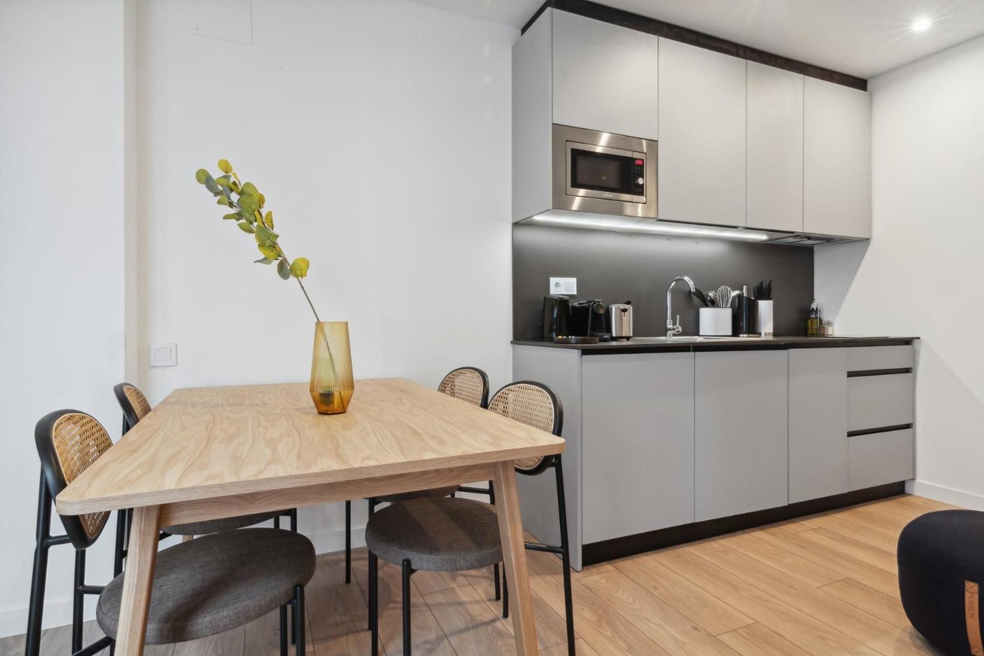 Limehome Valencia Carrer Del Pare Palau I Quer Cameră foto